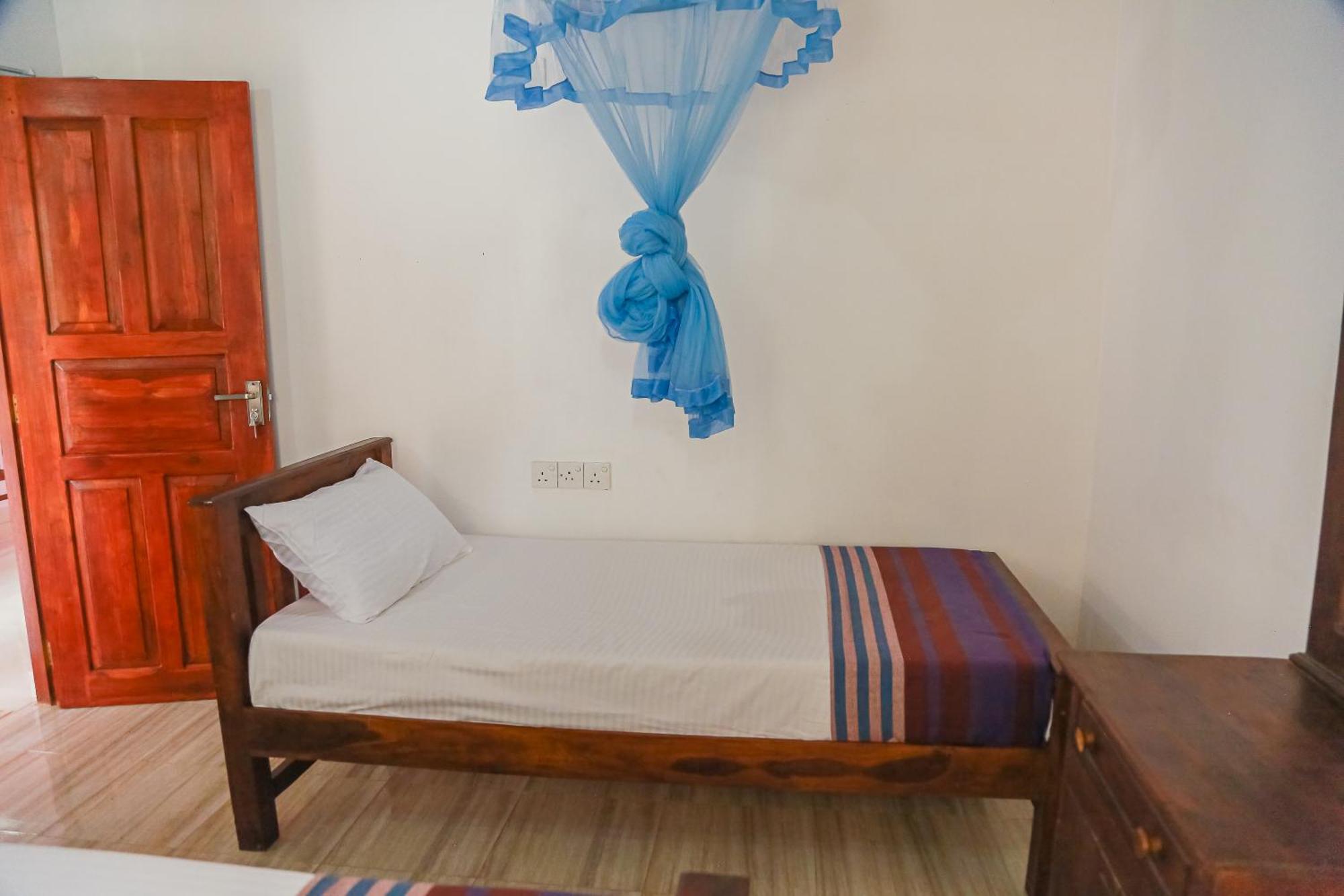 Lakeside Villa Anuradhapura Rum bild